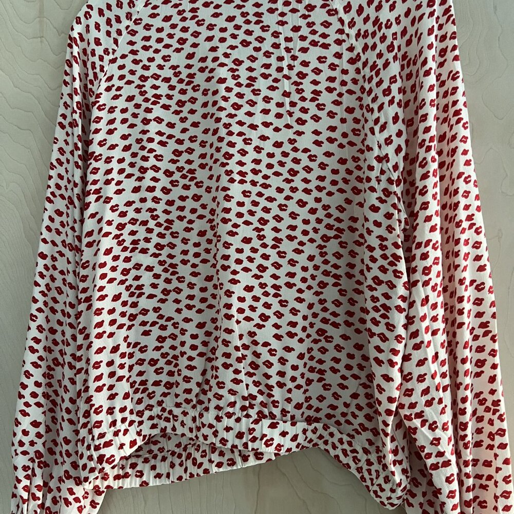 Mint Velvet Lips Print Shirt, Cream/Red - Picture 2 of 2